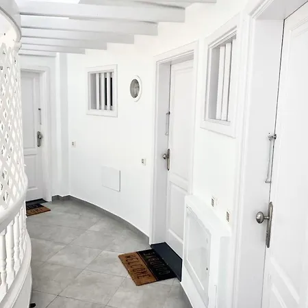 Ancla I Old Town & Playa Chica Puerto del Carmen (Lanzarote)